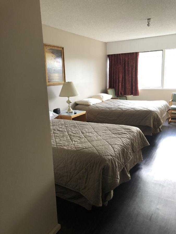 Providence Place Inn Port Hardy Bagian luar foto